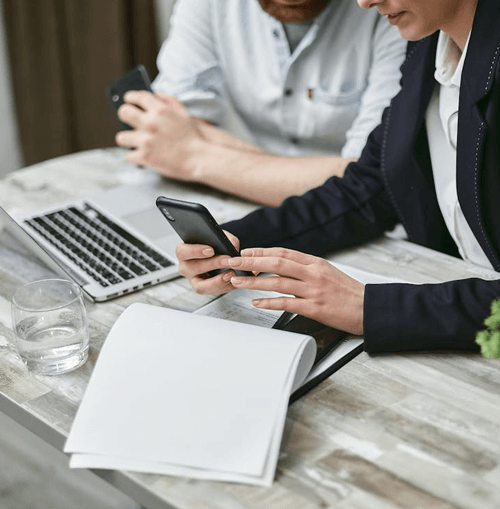 Dash Embolex Lab illustrazione del team di supporto